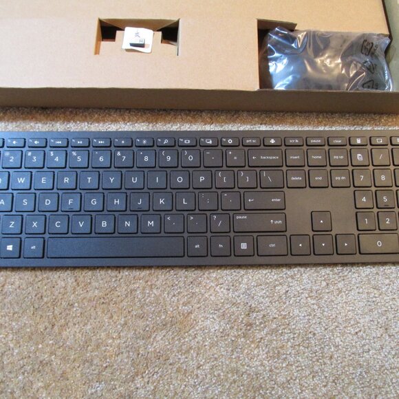 HP wireless keyboard and mouse HSAP003K
